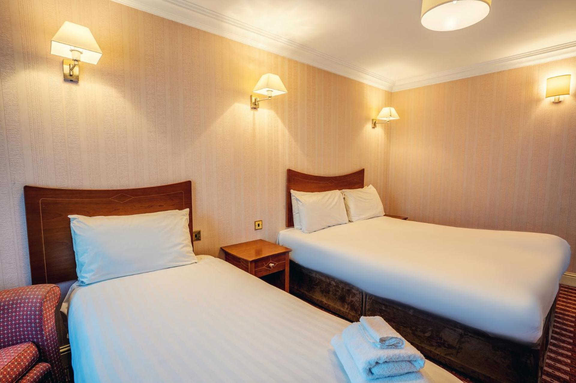Ballina Manor Hotel Chambre photo